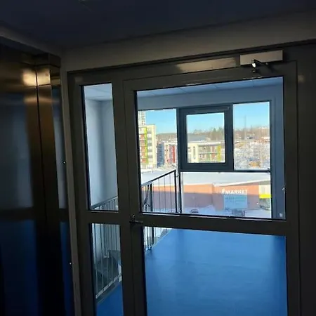 Apartamento Moderni Yksioe Laehellae Keskustaa/ Modern Near Center